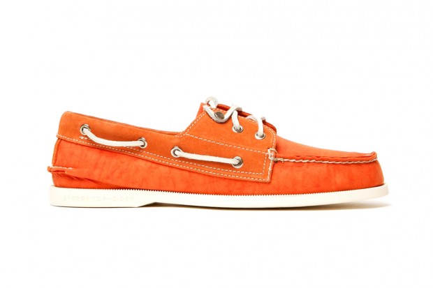 band-of-outsiders-x-sperry-top-sider-3-eye-boat-shoe-3-620x413