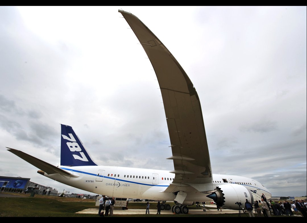 787 dreamliner grounded 7