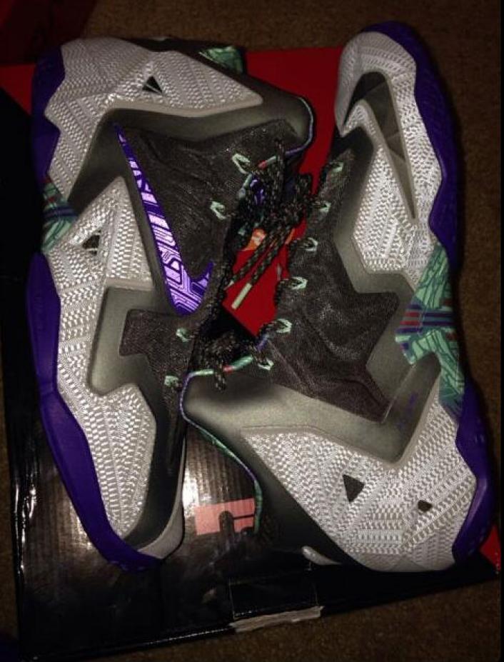 Lebron 11 Terracotta Warrior Outfit