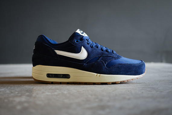 nike-air-max-1-essential-suede-pack-02-570x380
