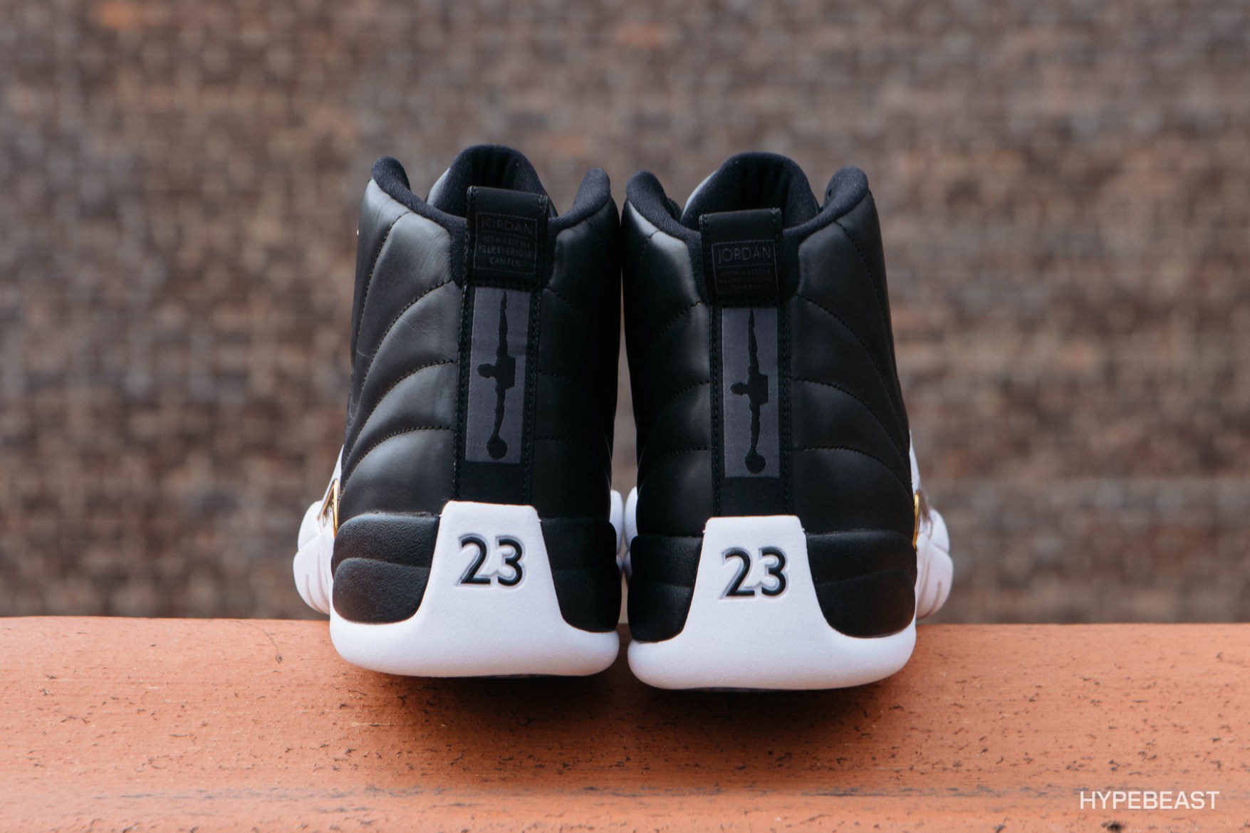 air-jordan-12-wings-closer-look-04