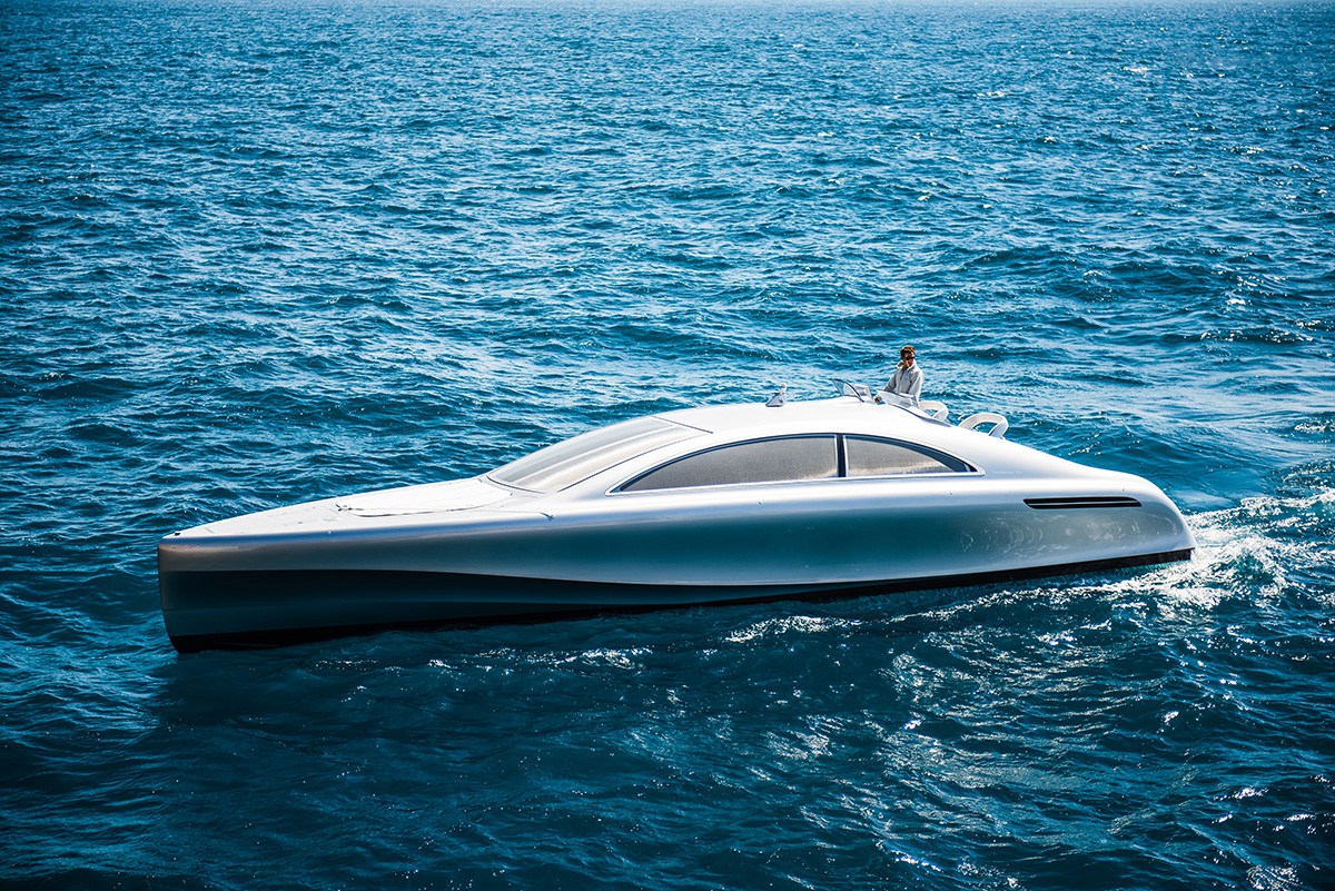 mercedes-benz-debuts-a-1-7-million-usd-luxury-yacht-2