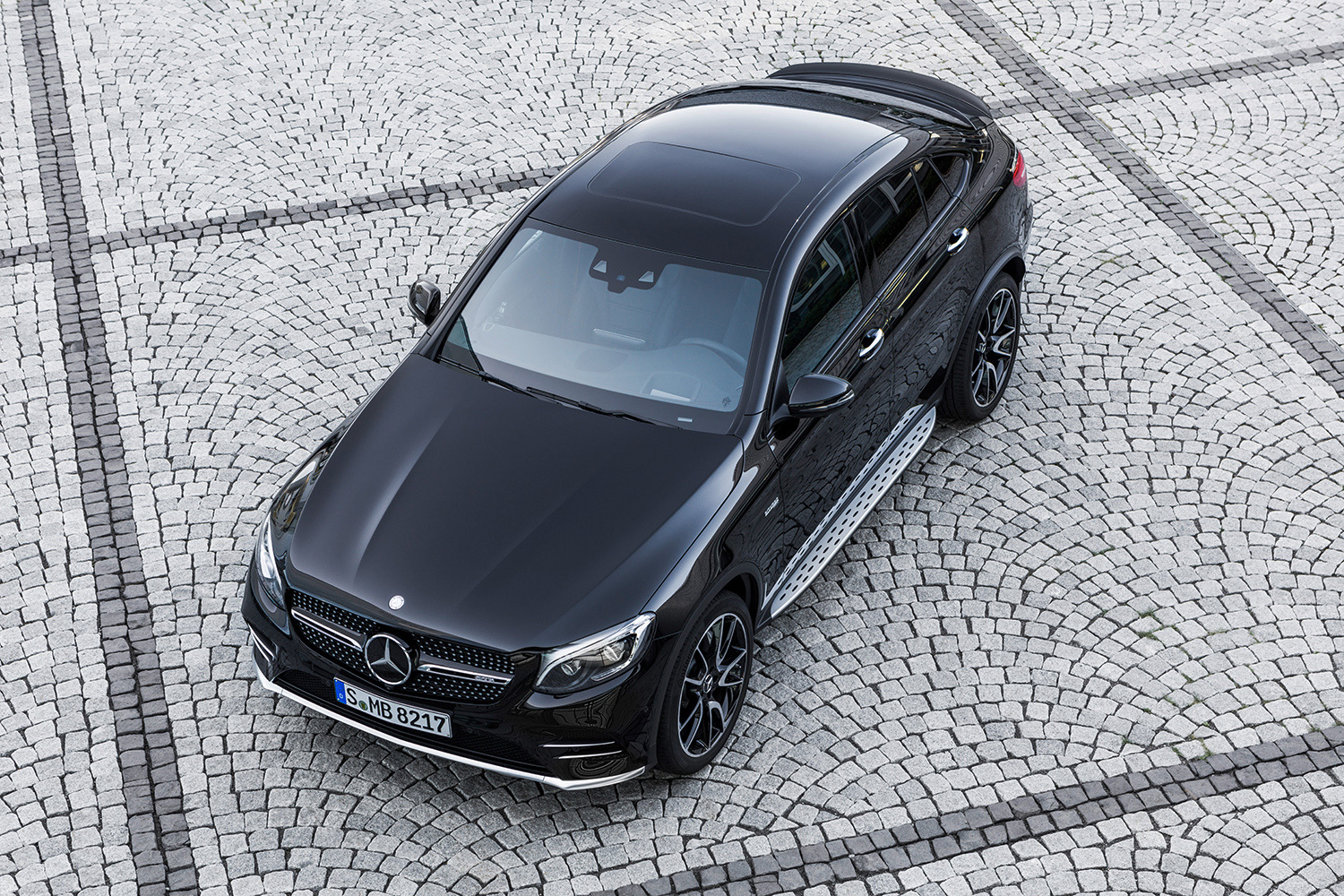 mercedes-benz-amg-glc43-suv-coupe-2