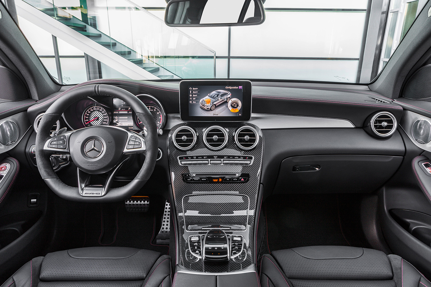 mercedes-benz-amg-glc43-suv-coupe-5