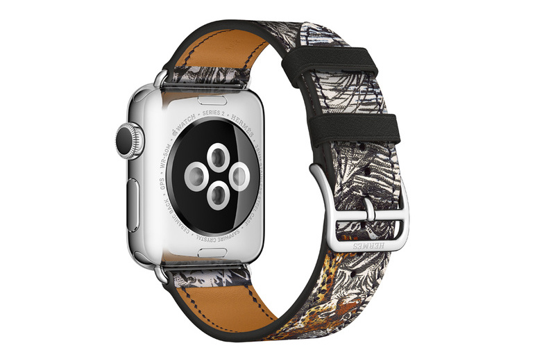 hermes-apple-watch-silk-scarf-2