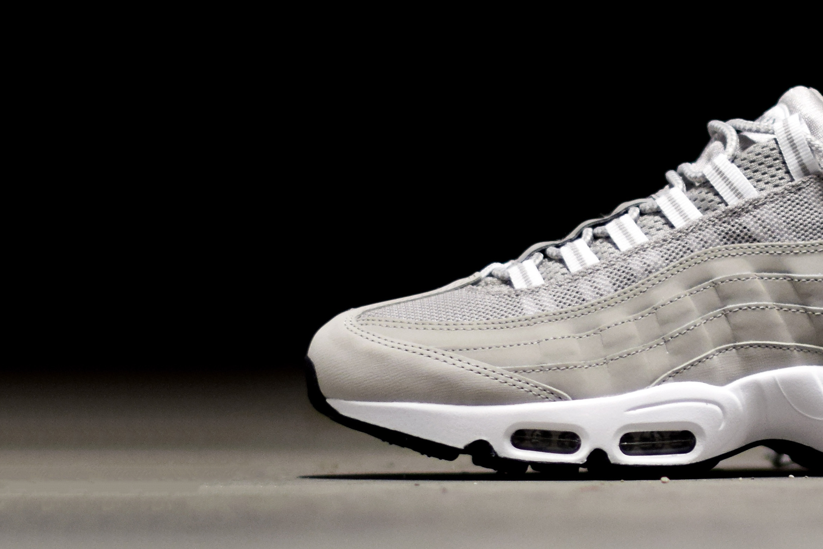 nike-air-max-95-granite-2